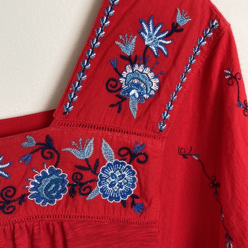 Time and Tru Red Boho Embroidered Linen BlendTop - Picture 4 of 10